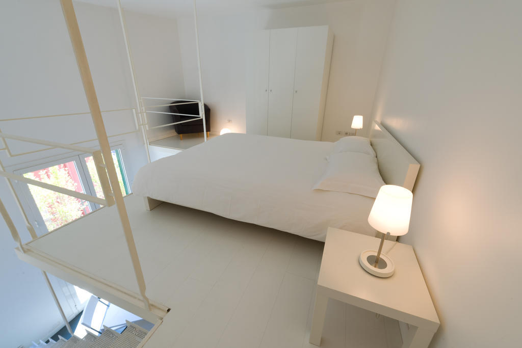 Nardones 48 Apartment Наполи Екстериор снимка