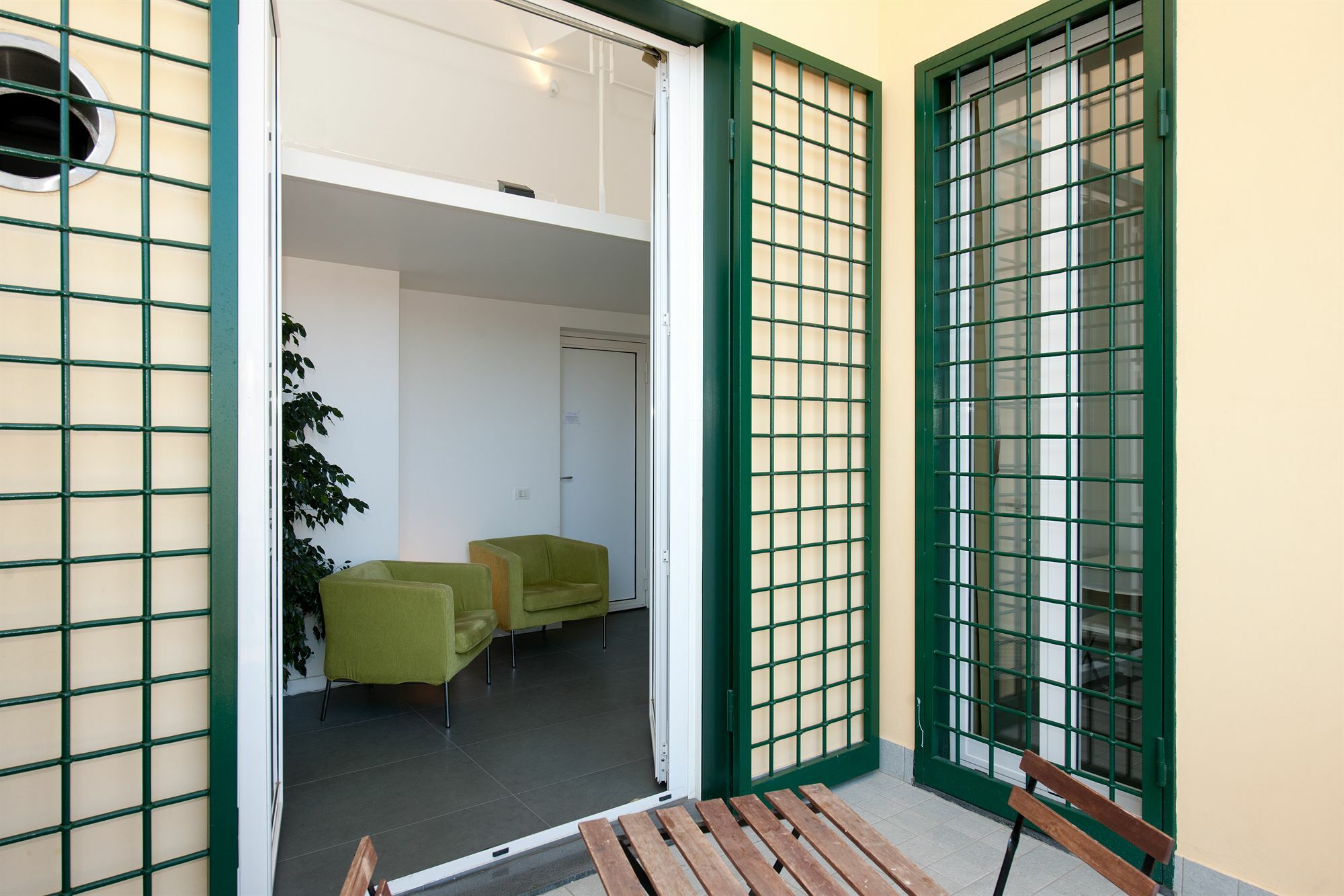 Nardones 48 Apartment Наполи Екстериор снимка